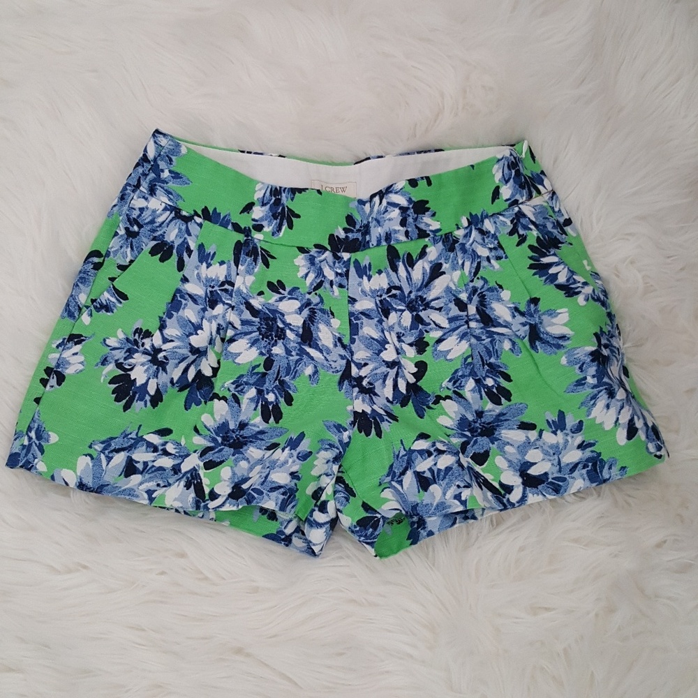 J. Crew green shorts w blue flowers,almost new